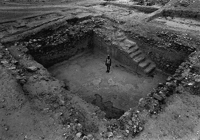 שרידי ארמון החשמונאים ביריחו (בית התפוצות, המרכז לתיעוד חזותי ע"ש אוסטר, באדיבות ד"ר אהוד נצר(