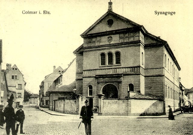 בית כנסת בקולמאר, אלזס, צרפת. גלויה 1910. (בית התפוצות, המרכז לתיעוד חזותי ע"ש אוסטר, באדיבות אילן בלוך)