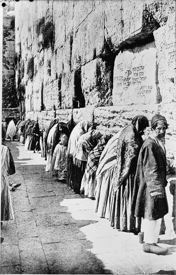 יהודים מתפללים בכותל המערבי, ירושלים העות'מאנית, תחילת המאה ה-20