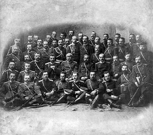 קצינים רוסים בחטיבת רגלים בזמן מלחמת רוסיה-יפן, 1904 (בית התפוצות, המרכז לתיעוד חזותי ע"ש אוסטר, באדיבות ילנה לוין, ישראל)