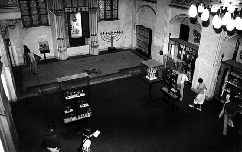 The Jewish Museum, Prague, Czechoslovakia, 1981, (Photo courtesy of Alvin Gilens. The Oster Visual Documentation Center, ANU - Museum of the Jewish People