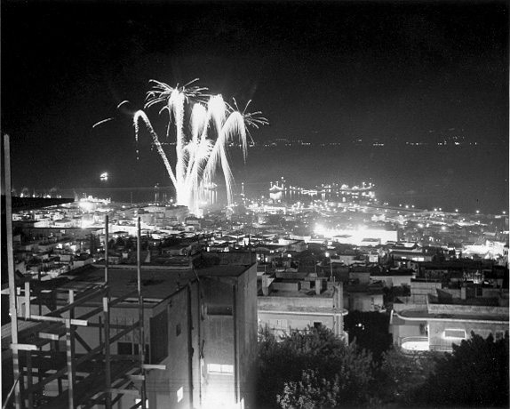 Fireworks on Independence Day, Haifa, Israel 1960’s. Photo: Leni Sonnenfeld, Beit Hatfutsot, the Oster Visual Documentation Center, Sonnenfeld collection