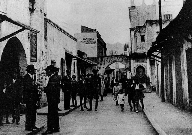 El Mellah Street in the Jewish Quarter of Tetuan, Spanish Morocco 1920s. (From Beit Hatfutsot Exhibition: "Jewish Communities in Spanish Morocco", 1983)