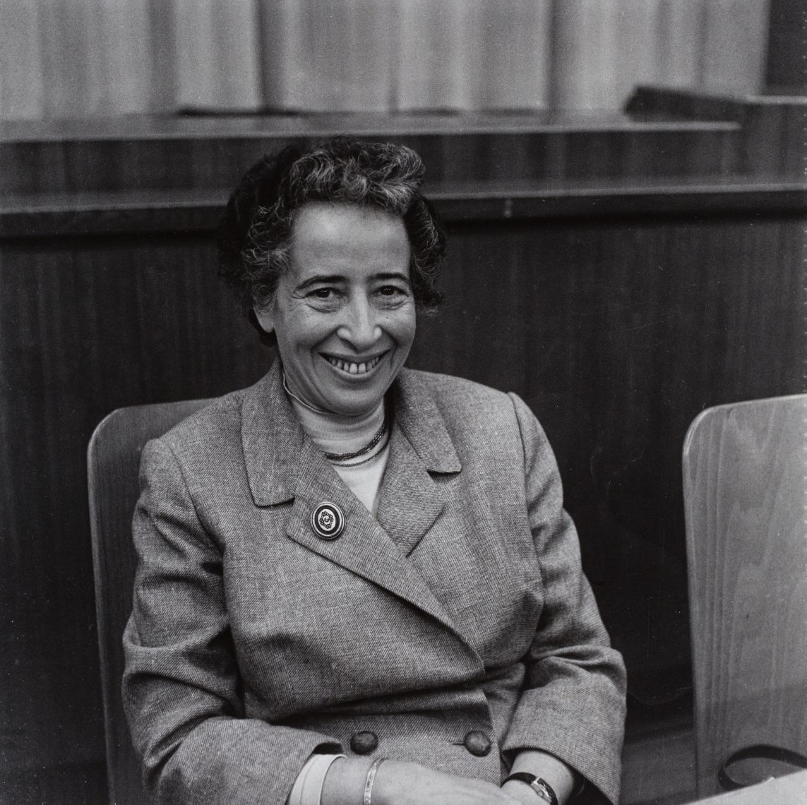 Hannah Arendt 1958 (photo: Barbara Niggl Radloff, Munich museum. Wikipedia)