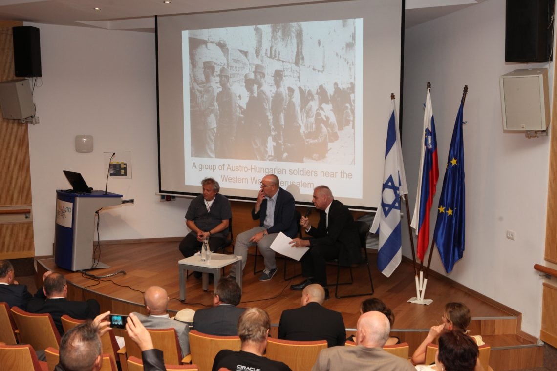 פאנל על השתתפותם של חיילים יהודים בצבא האוסטרי-הונגרי בחזית איזונצו במלחמת העולם הראשונה. מוזיאון העם היהודי בבית התפוצות, יוני 2018