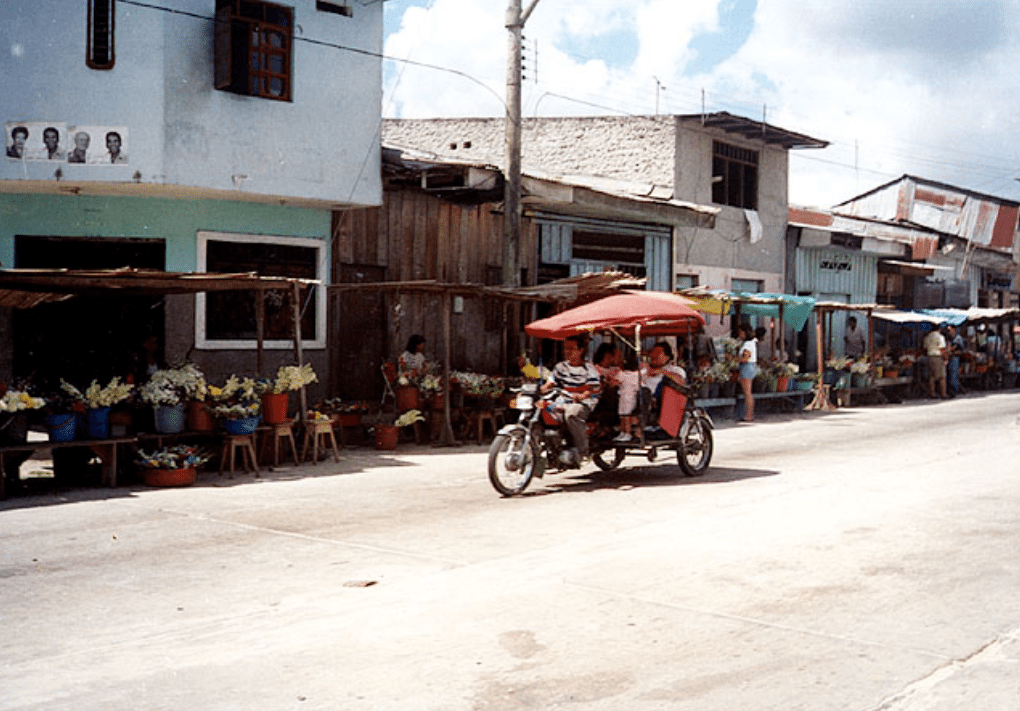 Local transportation. Iquitos, Peru 1995. Photo: Ariel Segal, Jerusalem. Beit Hatfutsot, the Oster Visual Documentation Center, courtesy of Ariel Segal, Jerusalem