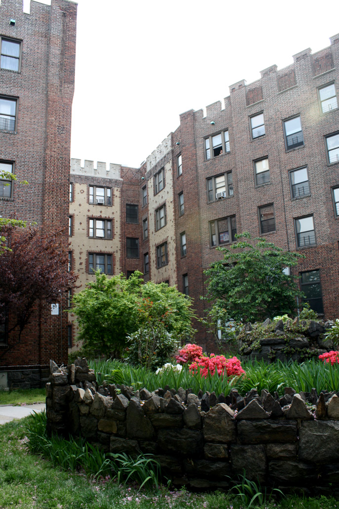 Shalom Aleichem Houses, The Bronx (image by Historic Districts Council)