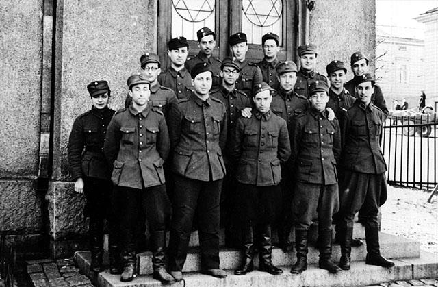 Jewish soldiers on leave during Rosh Ha-Shanah, in front of the synagogue in Turku, Finland, 1943 (The Oster Visual Documentation Center, ANU - Museum of the Jewish People, courtesy of Jacob Seela - The Jewish Community in Turku)
