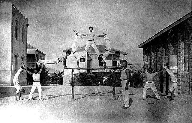 Group of Gymnasts of Maccabi Tel Aviv, 1921. The Oster Visual Documentation Center, ANU – Museum of the Jewish People, courtesy of Maccabi World Union Archives, Kfar Hamaccabiah