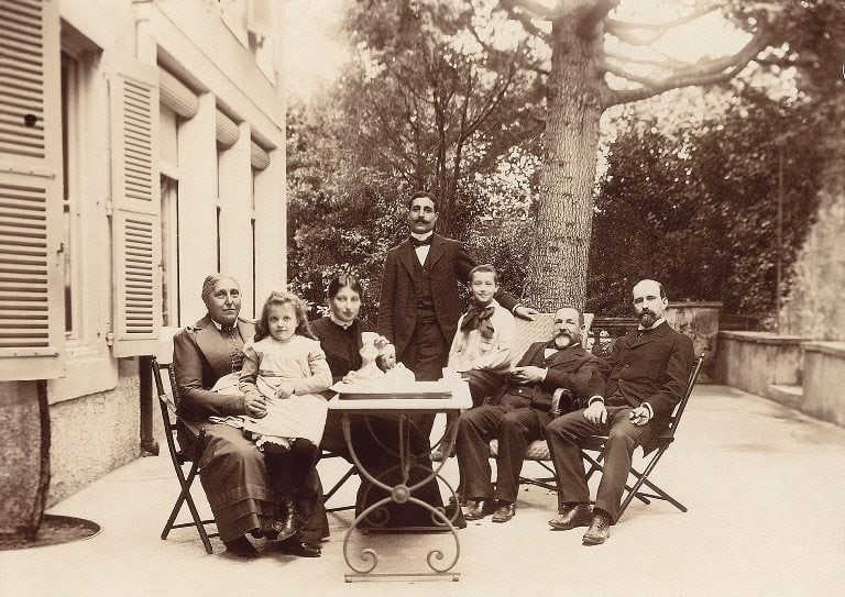 Family Reunion at Carpentras, Circa 1899, Dreyfus Family Collection. From left: Henriette Valabrègue (Alfred’s eldest sister), Jeanne, Lucie, Mathieu, Pierre, Joseph and Paul Valabrègue
