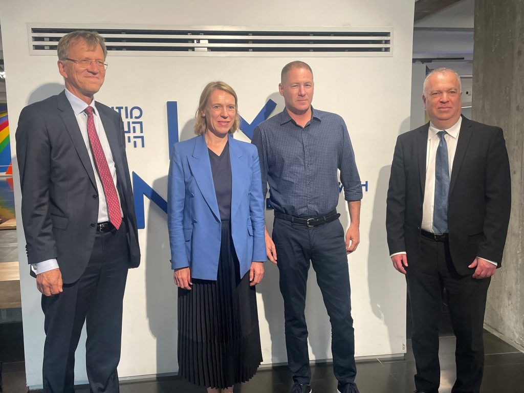 From Left: Ambassador-designate of Norway to Israel, Per Egil Selvaag, Norway's Foreign Minister, Anniken Huitfeldt, ANU Museum CEO, Dan Tadmor and Israel Ambassador to Norway, Avi Nir (photo: ANU pr)