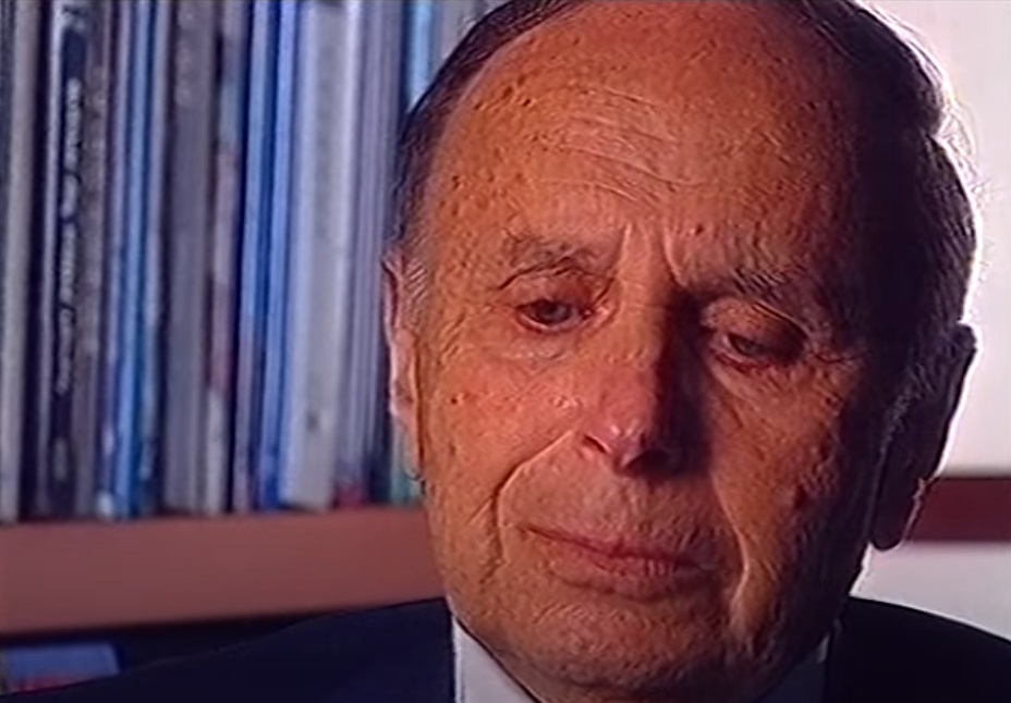 פליקס זנדמן בסרטון שהוכן לטקס הדלקת המשואות ביום השואה, 2000 (צילום מסך, יוטיוב)